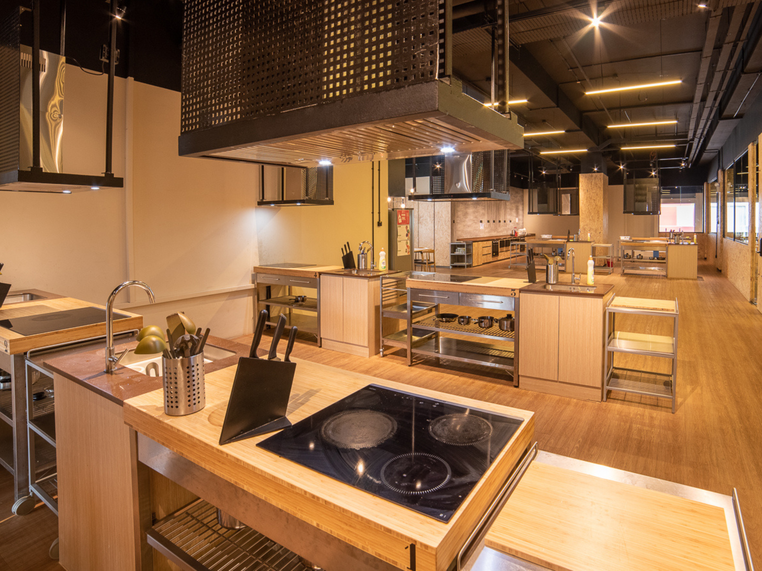 Coliwoo Boon Lay Kitchen